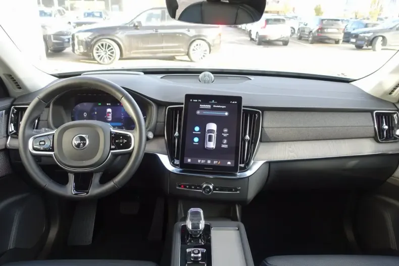 Volvo XC90 din 2025 cu 24.990 km - oferta VOL170912 - foto 11