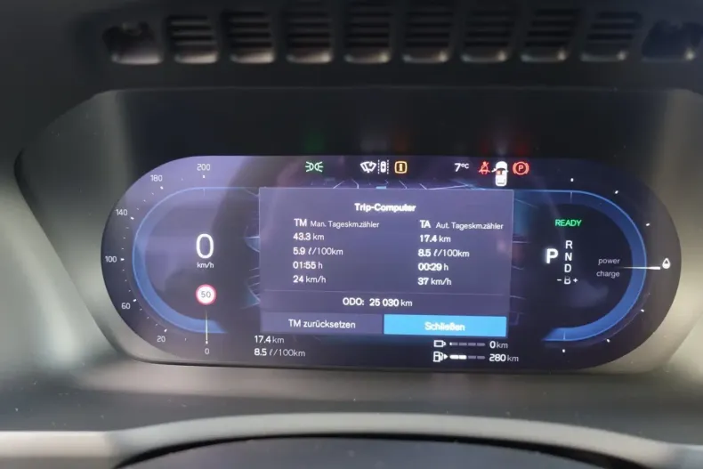 Volvo XC90 din 2025 cu 24.990 km - oferta VOL170912 - foto 16