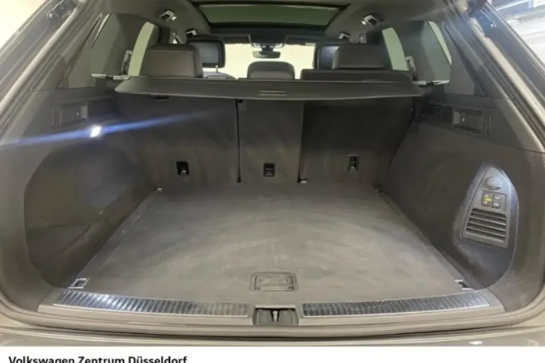 Volkswagen Touareg din 2022 cu 52.074 km - oferta VOL170915 - foto 7