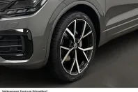 Volkswagen Touareg din 2022 cu 52.074 km - oferta VOL170915 - foto 8