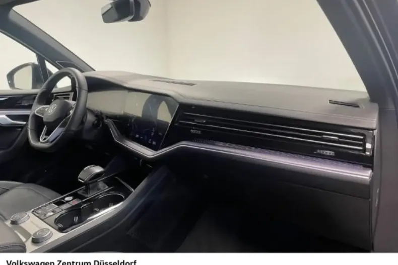 Volkswagen Touareg din 2022 cu 52.074 km - oferta VOL170915 - foto 17