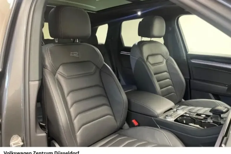 Volkswagen Touareg din 2022 cu 52.074 km - oferta VOL170915 - foto 18