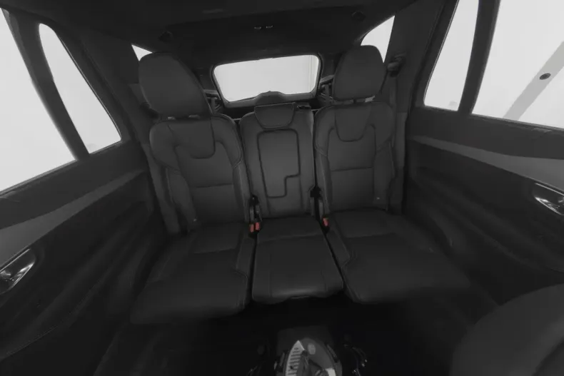 Volvo XC90 din 2024 cu 12.100 km - oferta VOL170916 - foto 6