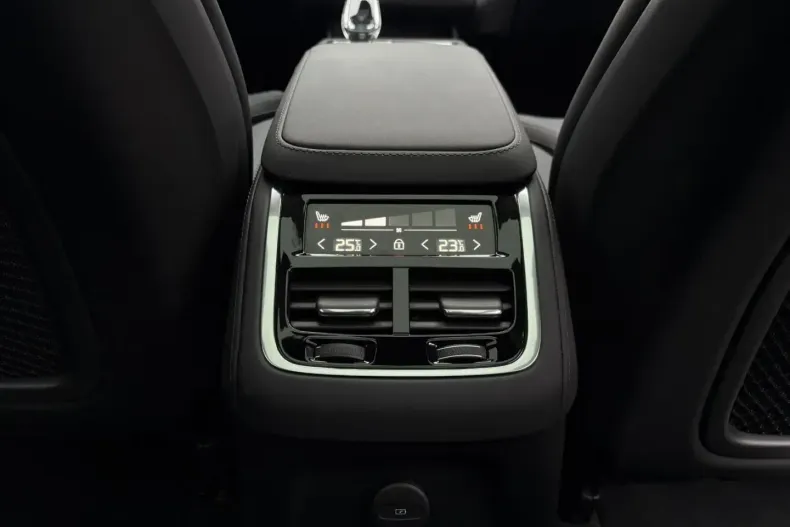 Volvo XC90 din 2025 cu 20.391 km - oferta VOL170919 - foto 16