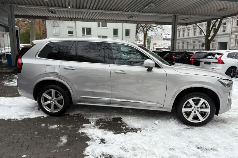 Volvo XC90 din 2025 cu 22.034 km - oferta VOL170921 - foto 6