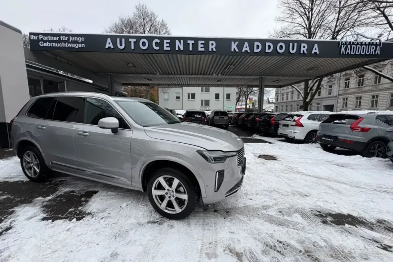 Volvo XC90 din 2025 cu 22.034 km - oferta VOL170921 - foto 7