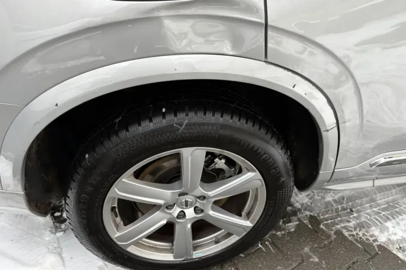 Volvo XC90 din 2025 cu 22.034 km - oferta VOL170921 - foto 22