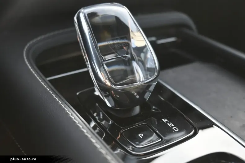 Volvo XC90 din 2023 cu 37.800 km - oferta VOL170922 - foto 23