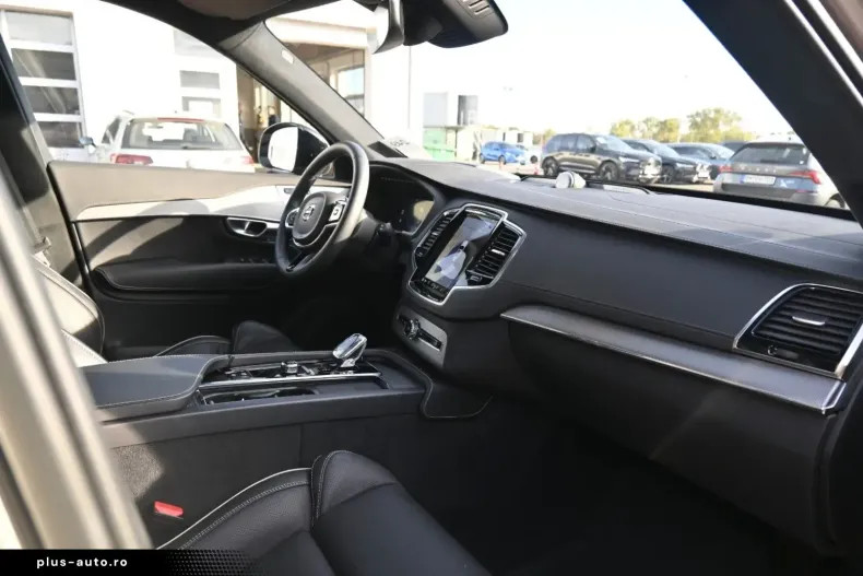 Volvo XC90 din 2023 cu 37.800 km - oferta VOL170922 - foto 24