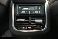 Volvo XC90 din 2023 cu 37.800 km - oferta VOL170922 - foto 37