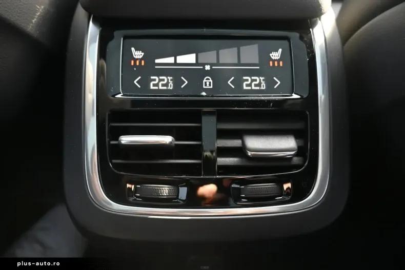 Volvo XC90 din 2023 cu 37.800 km - oferta VOL170922 - foto 37