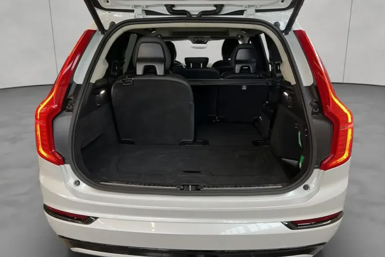 Volvo XC90 din 2024 cu 27.458 km - oferta VOL170924 - foto 5