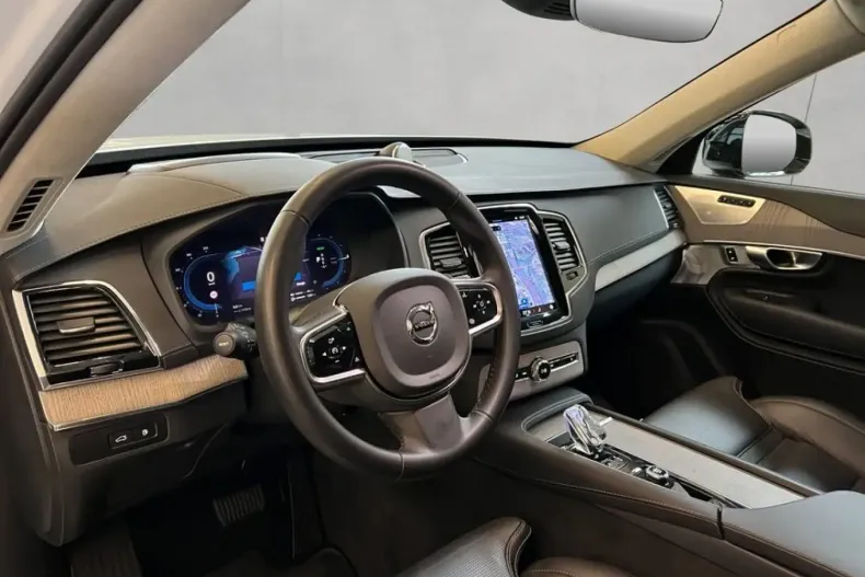 Volvo XC90 din 2024 cu 27.458 km - oferta VOL170924 - foto 10