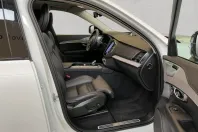Volvo XC90 din 2024 cu 27.458 km - oferta VOL170924 - foto 18