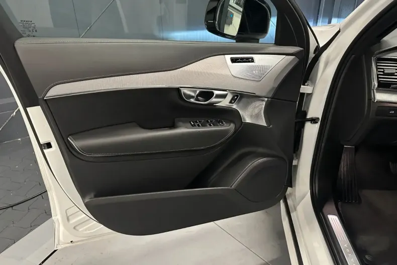 Volvo XC90 din 2024 cu 54.000 km - oferta VOL170926 - foto 15