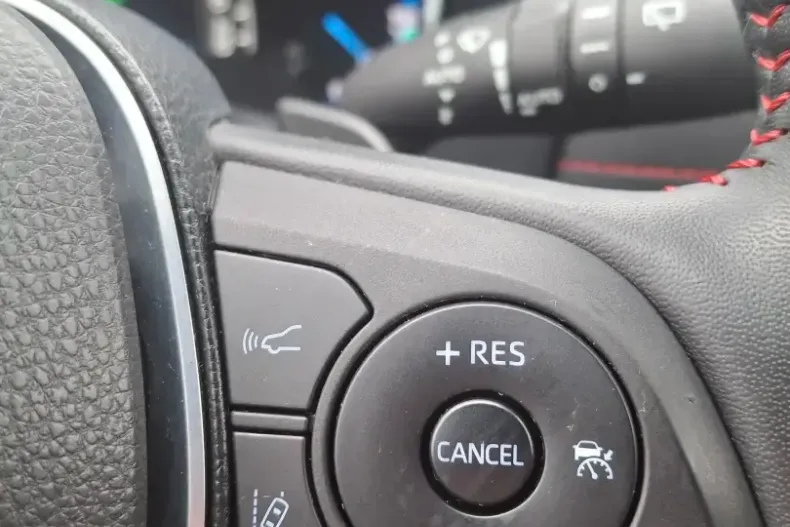 Suzuki Across din 2022 cu 70.366 km - oferta SUZ170927 - foto 18