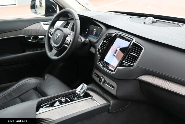 Volvo XC90 din 2022 cu 61.955 km - oferta VOL170932 - foto 19
