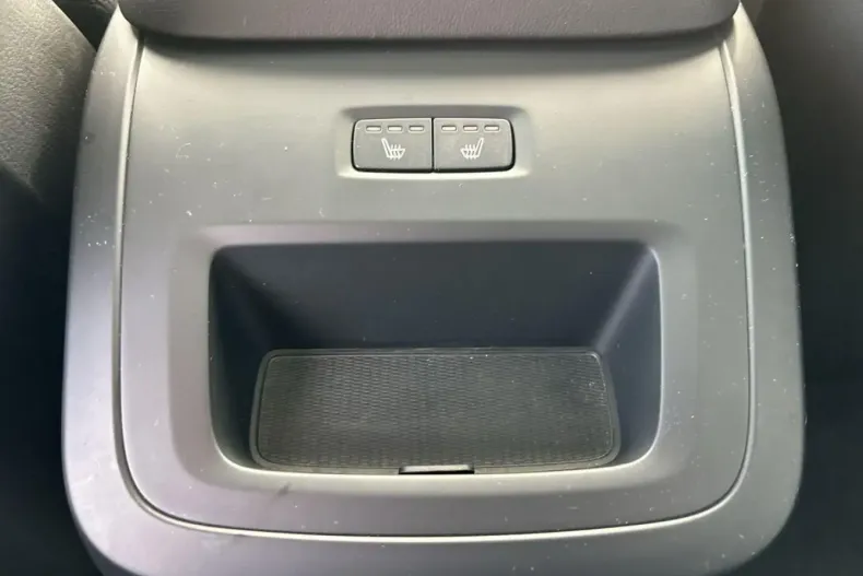 Volvo XC90 din 2023 cu 82.196 km - oferta VOL170934 - foto 20