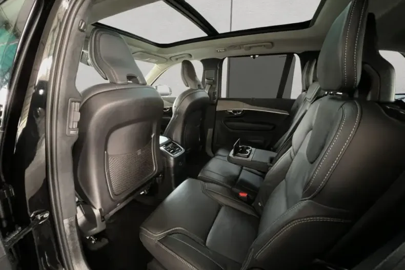 Volvo XC90 din 2024 cu 29.494 km - oferta VOL170936 - foto 16