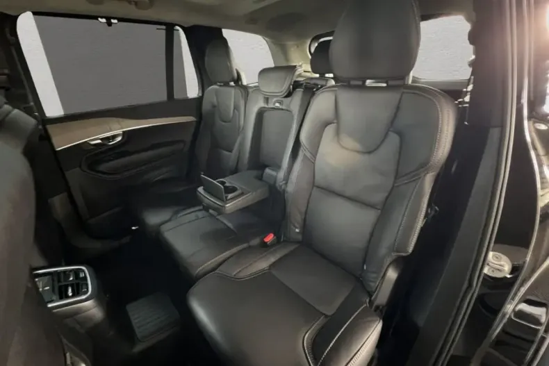 Volvo XC90 din 2024 cu 29.494 km - oferta VOL170936 - foto 18