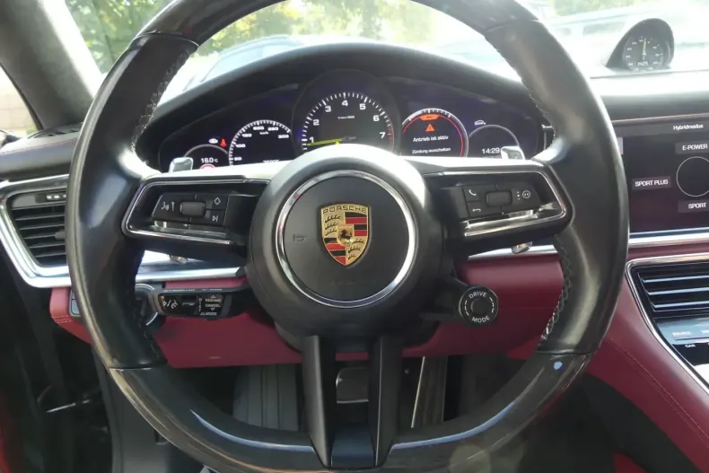 Porsche Panamera din 2021 cu 76.211 km - oferta POR170938 - foto 26