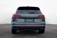 Volkswagen Touareg din 2023 cu 52.875 km - oferta VOL170939 - foto 4