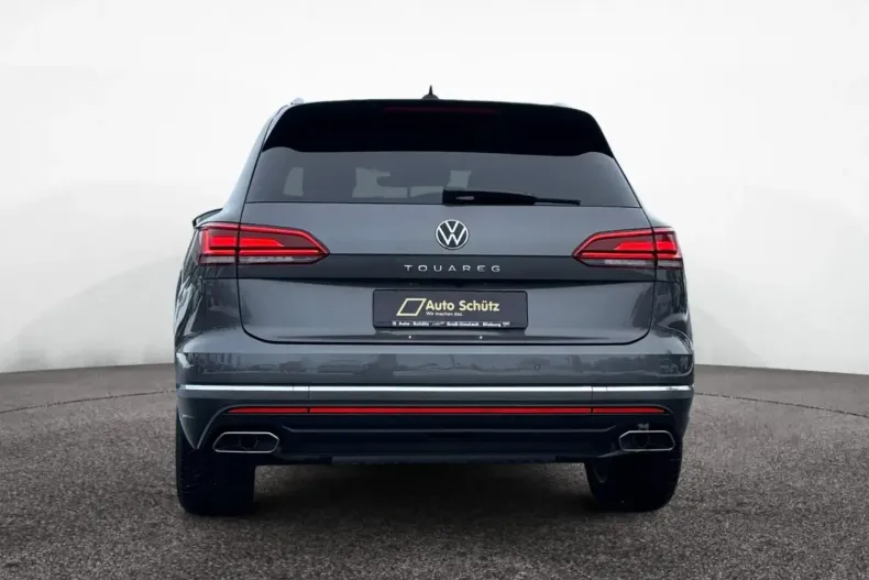 Volkswagen Touareg din 2023 cu 52.875 km - oferta VOL170939 - foto 4