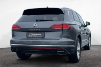 Volkswagen Touareg din 2023 cu 52.875 km - oferta VOL170939 - foto 5