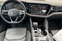 Volkswagen Touareg din 2023 cu 52.875 km - oferta VOL170939 - foto 10
