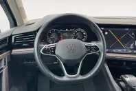 Volkswagen Touareg din 2023 cu 52.875 km - oferta VOL170939 - foto 12