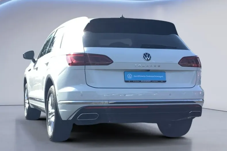 Volkswagen Touareg din 2023 cu 56.276 km - oferta VOL170941 - foto 2