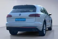 Volkswagen Touareg din 2023 cu 56.276 km - oferta VOL170941 - foto 4