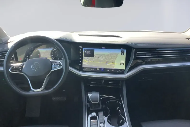 Volkswagen Touareg din 2023 cu 56.276 km - oferta VOL170941 - foto 9