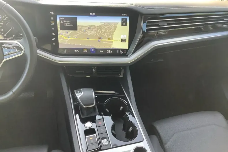 Volkswagen Touareg din 2023 cu 56.276 km - oferta VOL170941 - foto 10