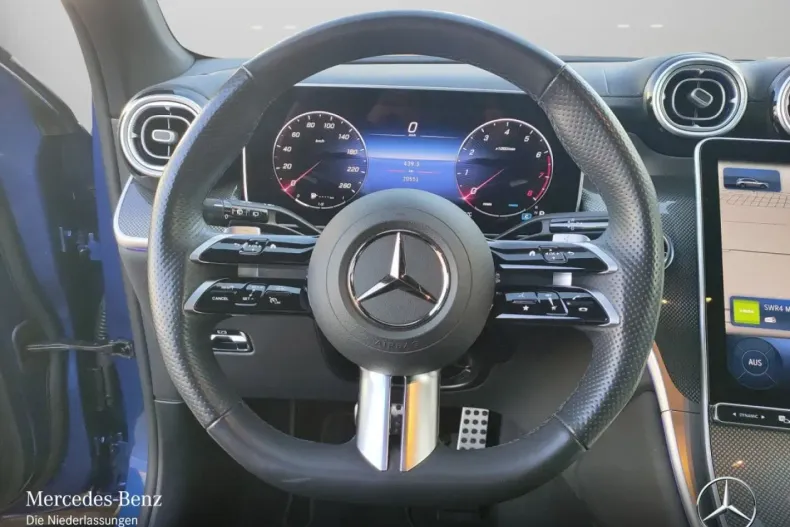 Mercedes-Benz GLC 200 din 2024 cu 20.550 km - oferta MER170942 - foto 11