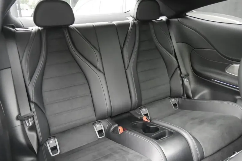 Mercedes-Benz CLE 180 din 2025 cu 9.905 km - oferta MER170943 - foto 5