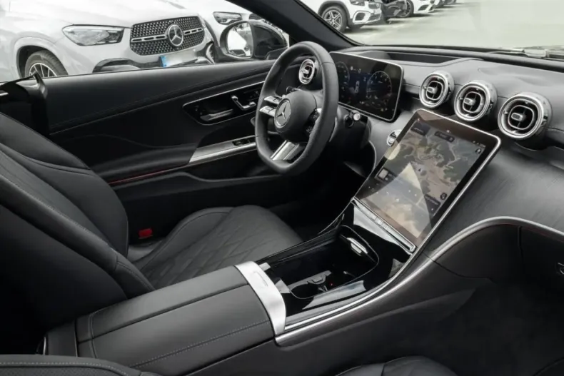 Mercedes-Benz CLE 300 din 2025 cu 19.500 km - oferta MER170944 - foto 2