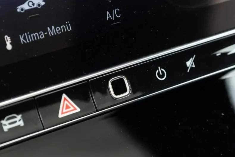 Mercedes-Benz CLE 300 din 2025 cu 19.500 km - oferta MER170944 - foto 17