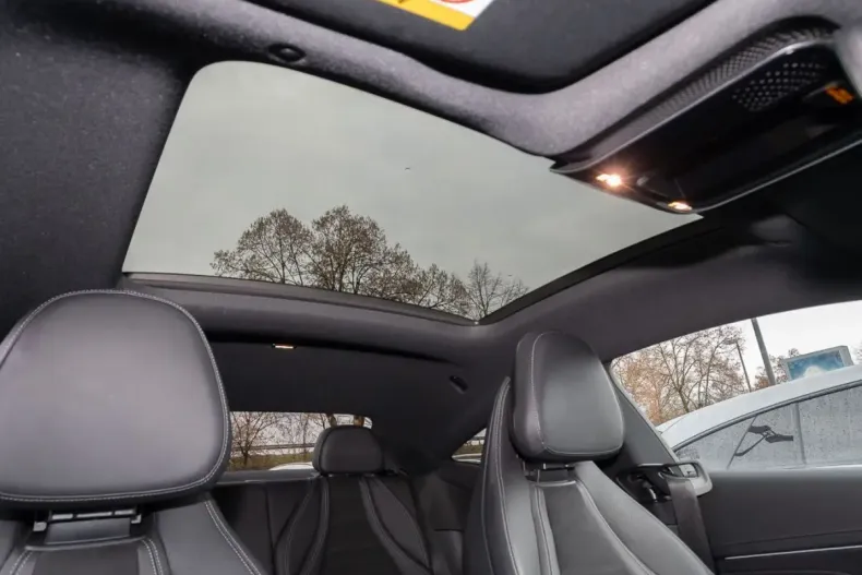 Mercedes-Benz CLE 180 din 2024 cu 20.037 km - oferta MER170946 - foto 3