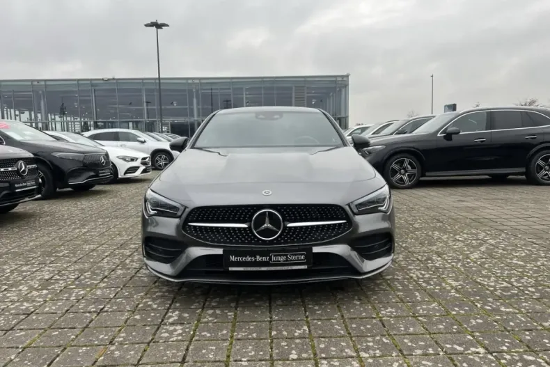 Mercedes-Benz CLA 250 din 2022 cu 52.205 km - oferta MER170947 - foto 2