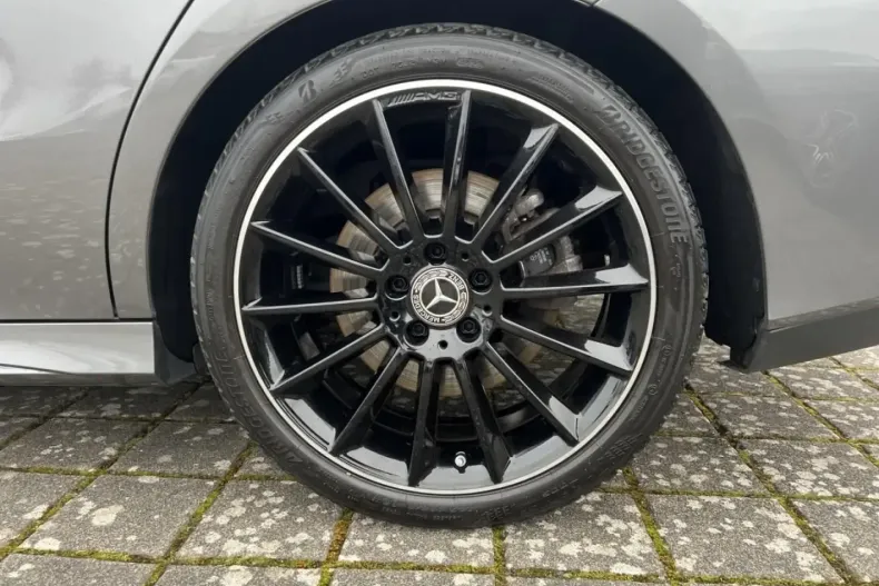 Mercedes-Benz CLA 250 din 2022 cu 52.205 km - oferta MER170947 - foto 10