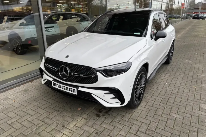 Mercedes-Benz GLC 300 din 2025 cu 15.000 km - oferta MER170955 - foto 1