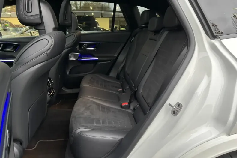 Mercedes-Benz GLC 300 din 2025 cu 15.000 km - oferta MER170955 - foto 15