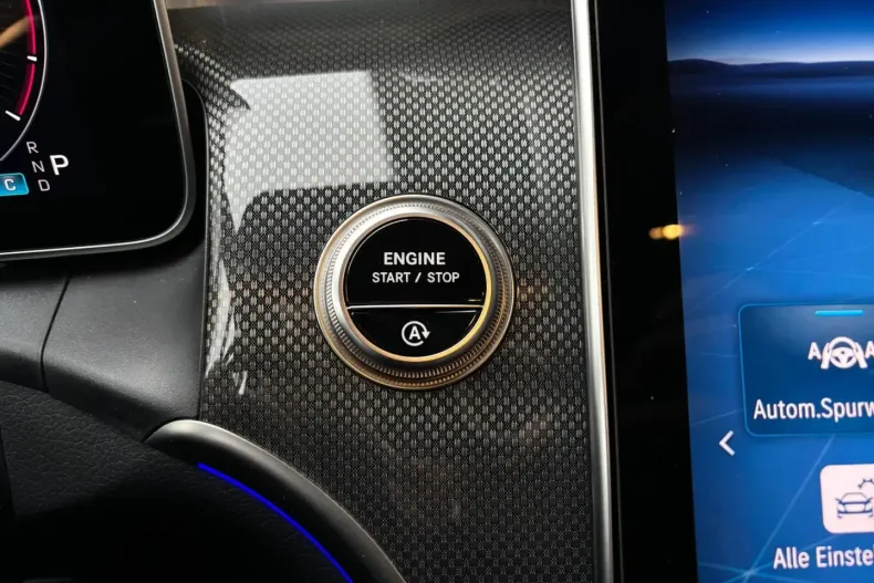 Mercedes-Benz GLC 300 din 2025 cu 15.000 km - oferta MER170955 - foto 25