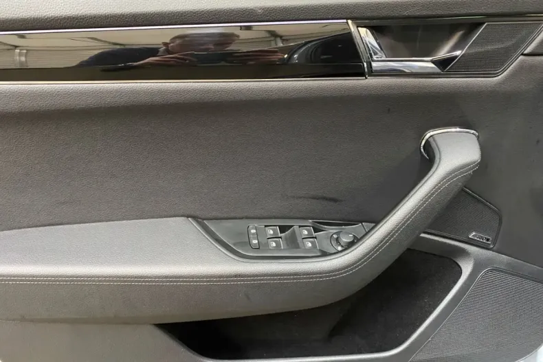 Skoda Superb din 2022 cu 49.246 km - oferta SKO170960 - foto 12