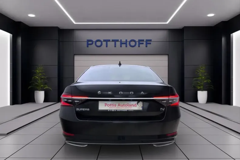 Skoda Superb din 2023 cu 47.623 km - oferta SKO170961 - foto 3