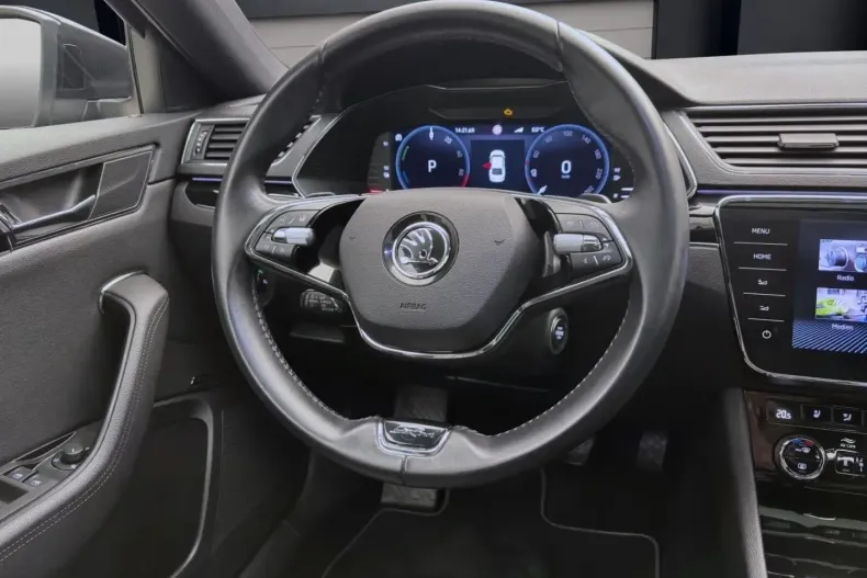 Skoda Superb din 2023 cu 47.623 km - oferta SKO170961 - foto 10