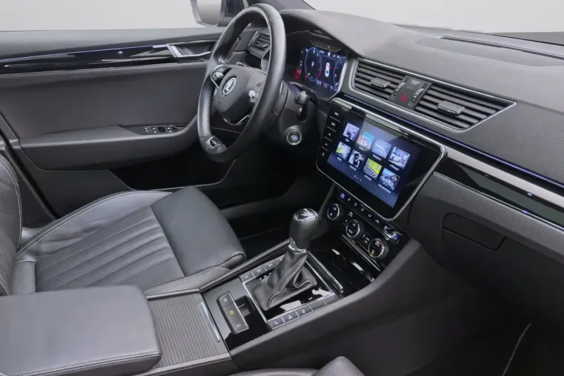 Skoda Superb din 2023 cu 47.623 km - oferta SKO170961 - foto 15