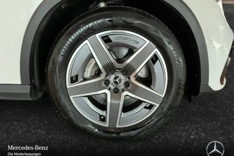 Mercedes-Benz GLC 220 din 2023 cu 65.526 km - oferta MER170962 - foto 4