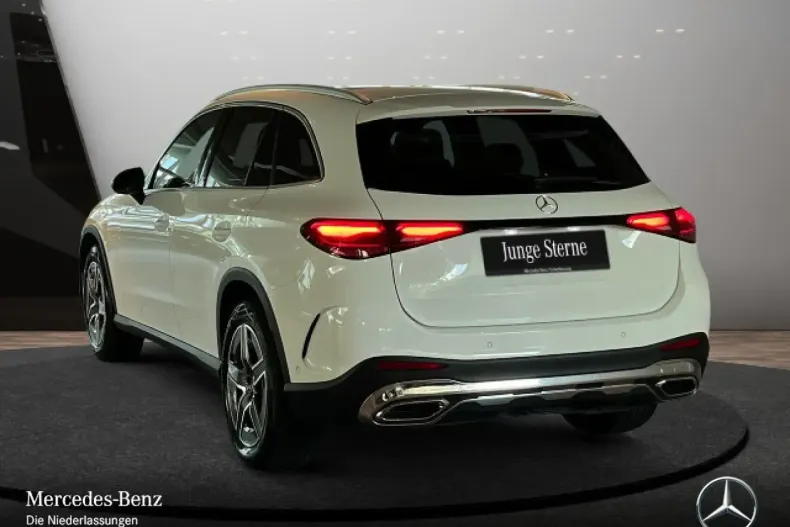 Mercedes-Benz GLC 220 din 2023 cu 65.526 km - oferta MER170962 - foto 7
